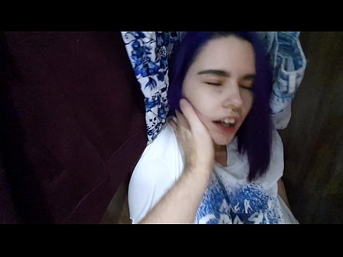 ❤️ Lorg mi mo sis anns a’ chlòsaid agus chuidich i cum ️❌ Porno leinn gd.dreamlandpassionfever.ru ﹏